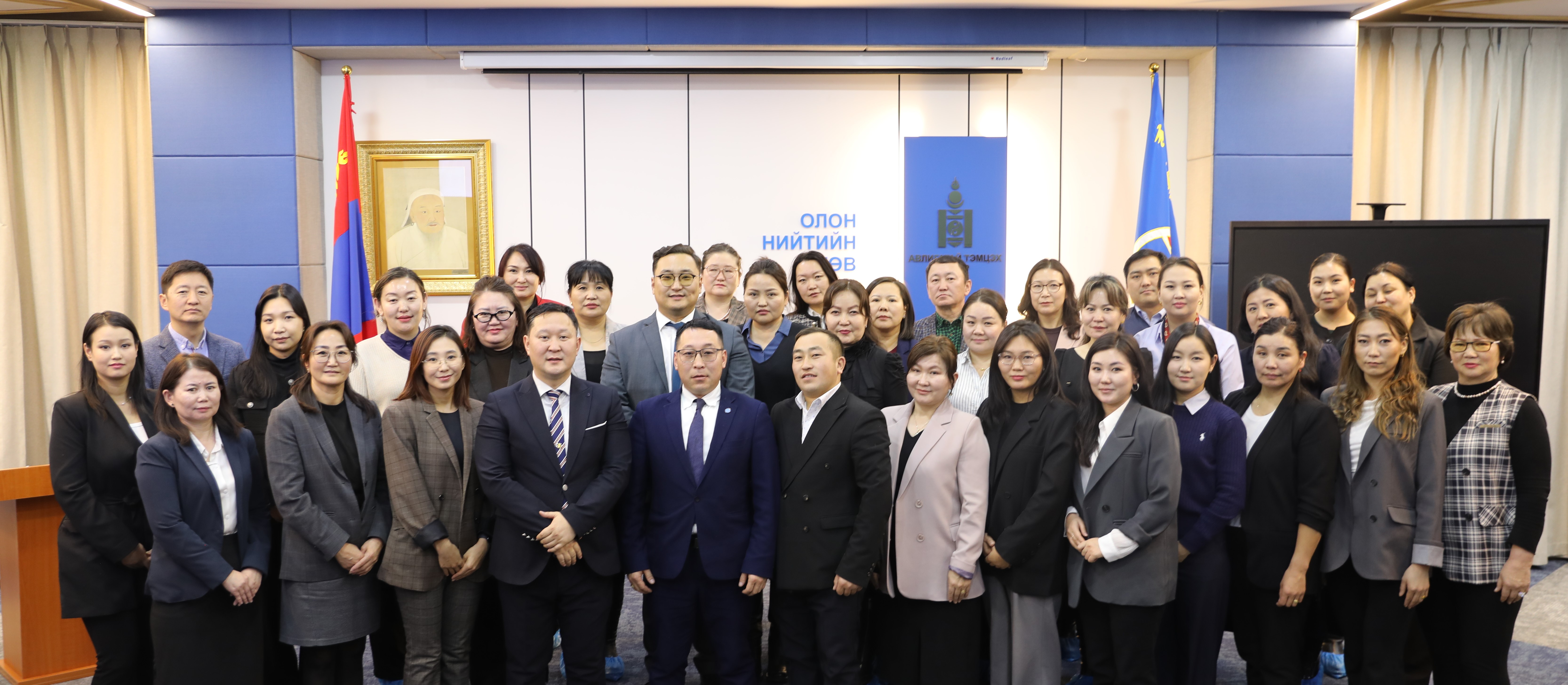 Сургагч багшийн сургалтад 34 хүнийг хамруулав